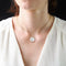 Pendentif Médaille or jaune nacre Ange à l'agneau 58 Facettes 23-140