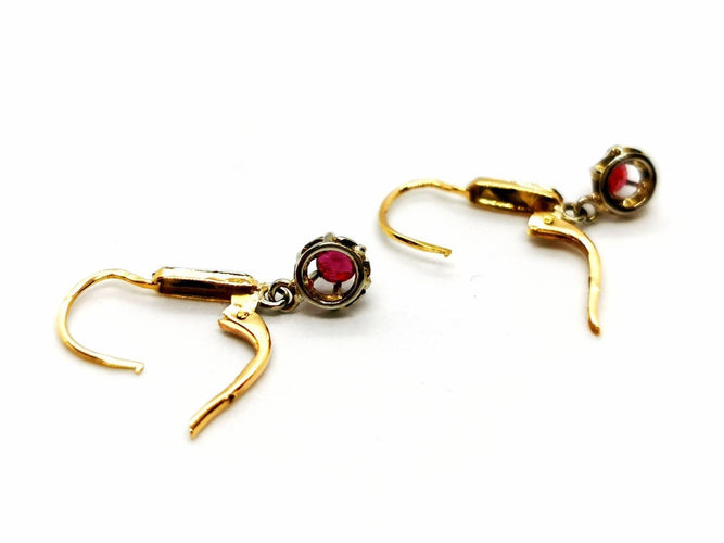 Boucles d'oreilles Boucles d'oreilles Dormeuses Or jaune Rubis 58 Facettes 1265915CD