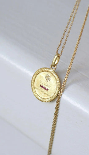 Pendentif Médaille Augis diamants 58 Facettes