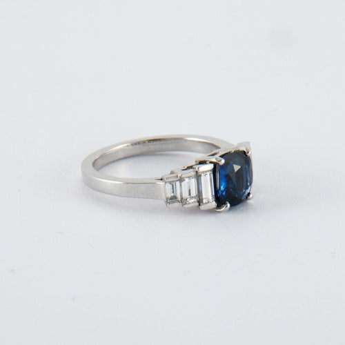 Bague 52.5 Bague Saphir coussin 1.49ct et Diamants 58 Facettes
