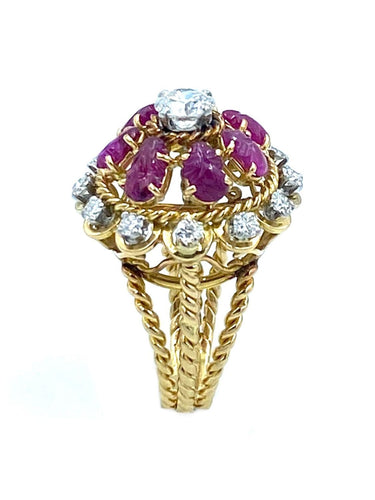 Bague Bague 1960 or jaune diamants et rubis 58 Facettes