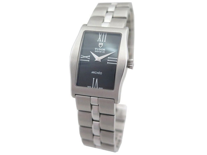 Montre montre TUDOR archeo 30210 tonneau acier femme 30 mm quartz 58 Facettes 193239