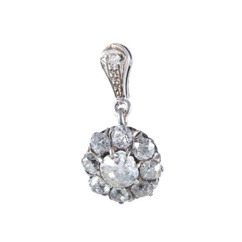 Boucles d'oreilles BOUCLES D'OREILLES "FLEUR" OR & DIAMANTS 58 Facettes BO/220124