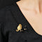 Broche Broche éléphant or onyx diamants émeraude 58 Facettes 21-796