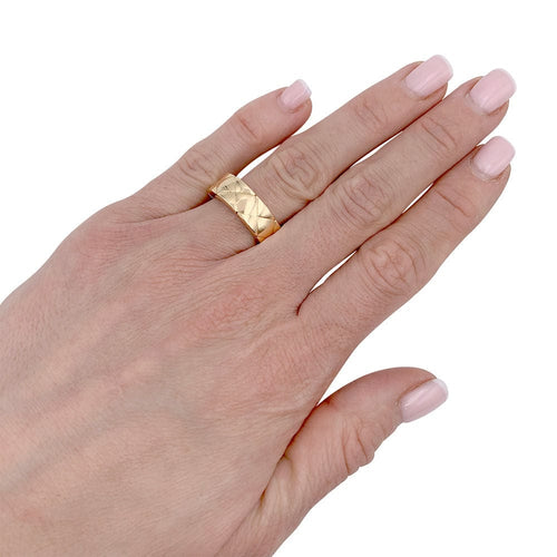 Bague 51 Bague Chanel, "Matelassé", or jaune. 58 Facettes 32576