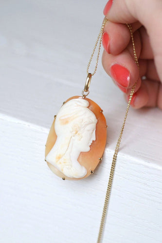 Pendentif Pendentif Marianne camée coquille 58 Facettes
