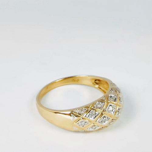 Bague Bague en or jaune et diamants 58 Facettes 5580