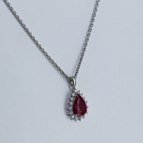 Pendentif Pendentif "poire" Rubis et diamants 58 Facettes
