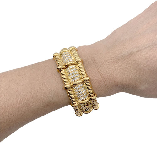 Bracelet Bracelet vintage, or jaune et diamants. 58 Facettes 32460
