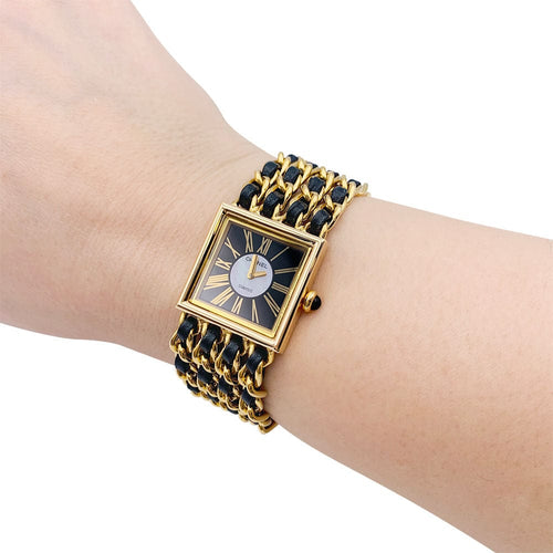 Montre Montre Chanel, "Mademoiselle", or jaune, cuir. 58 Facettes 32185