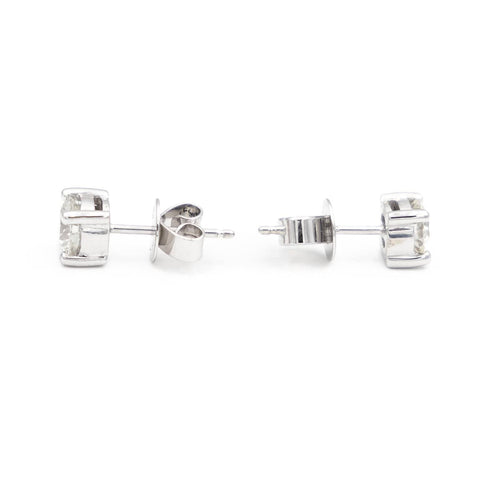 Boucles d'oreilles Boucles d'oreilles Puces Or blanc  Diamant 58 Facettes 2027465CN