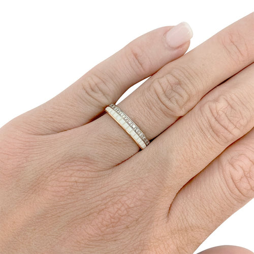 Bague 51 Bague Boucheron, "Alliance Quatre White Edition", deux ors, céramique et diamants. 58 Facettes 31637