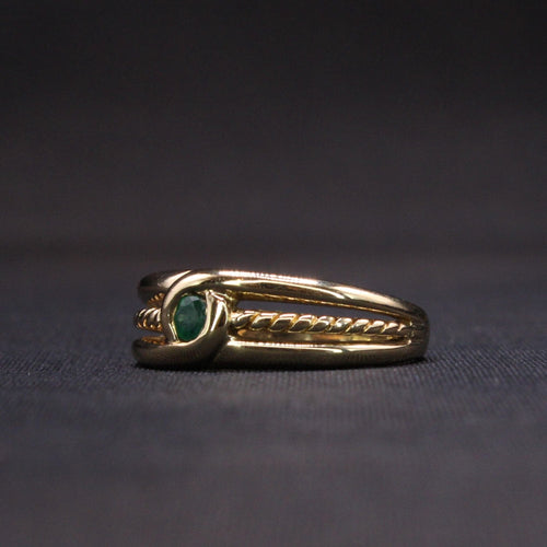 Bague Bague émeraude ovale sertie clos 58 Facettes