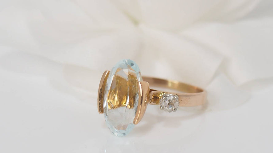 Bague 55.5 Bague vintage en or jaune, aigue marine et diamants 58 Facettes 30670