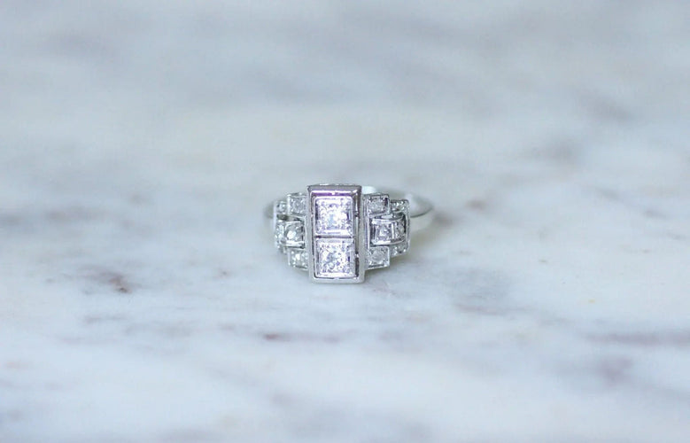 Bague 54 Bague Art Déco diamants sur platine 58 Facettes