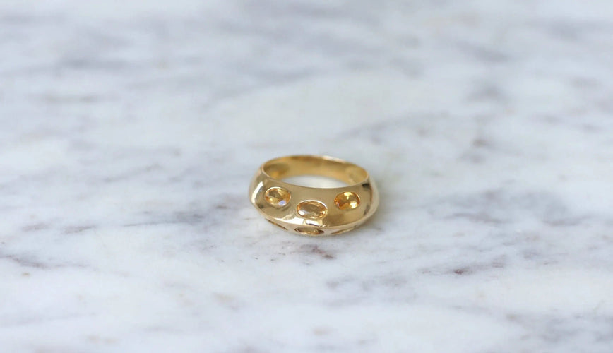 Bague 53.5 Bague jonc pyramidale or et citrines 58 Facettes