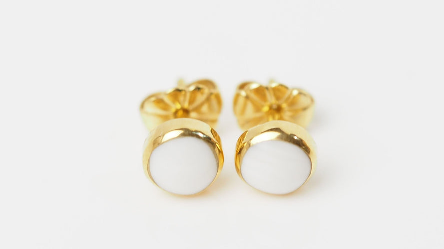 Boucles d'oreilles CLOZEAU - Boucles d'oreilles Or Résine blanche 58 Facettes clozeau