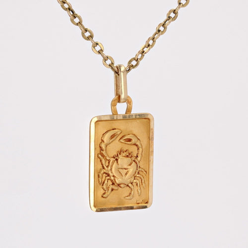 Pendentif Médaille or rose signe cancer 58 Facettes 18-016E