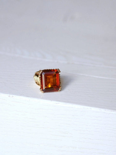 Bague de cocktail saphir synthétique 58 Facettes