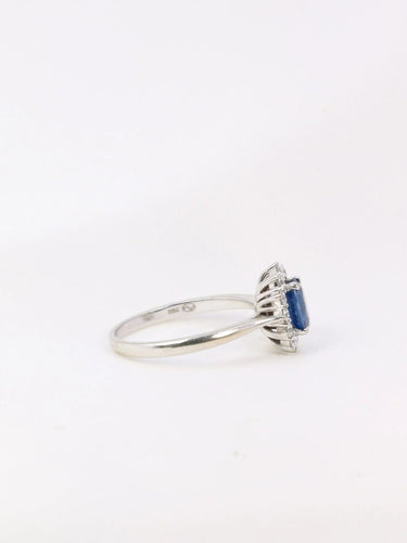 Bague Bague marguerite vintage saphir ovale diamants 58 Facettes J23