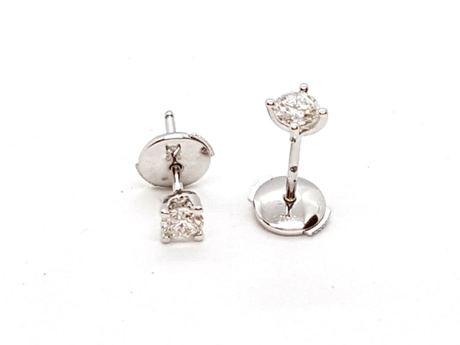 Boucles d'oreilles Boucles d'oreilles Puces Or blanc Diamant 58 Facettes 06426CD