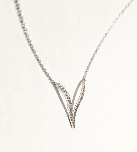 Collier DJULA collier V or et diamants 58 Facettes