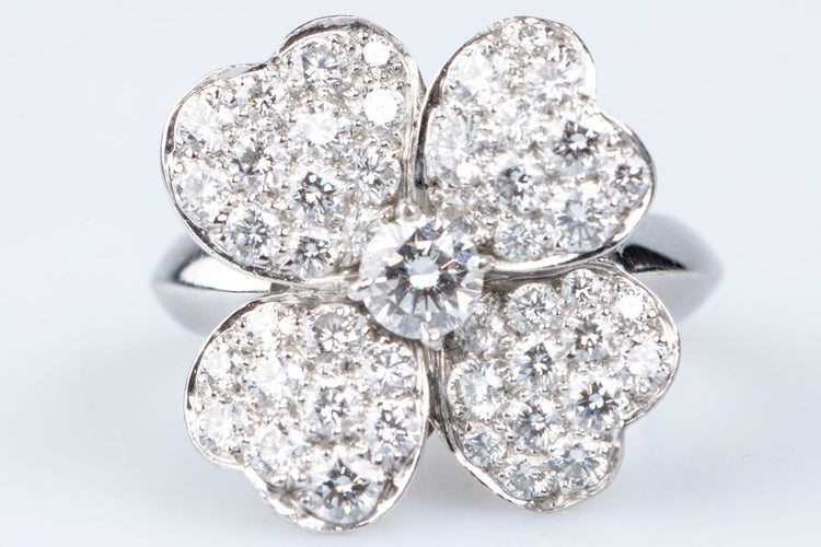 Bague 50-51 Van Cleef & Arpels - Bague "Cosmos" Or Blanc Diamants 58 Facettes BG-VANCLE4TR-104