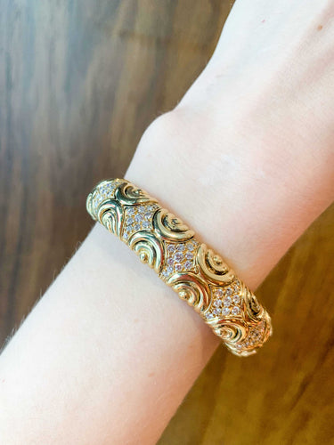Bracelet Bracelet jonc en or jaune et diamants 58 Facettes