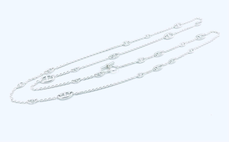 Collier HERMÈS. Collection Farandole, sautoir 160cm 58 Facettes