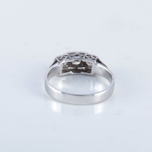 Bague 54 Bague ancienne diamant or blanc 58 Facettes