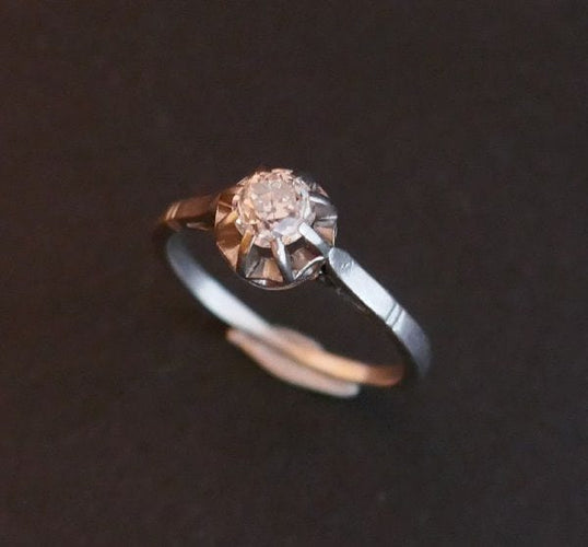 Bague 50 Bague en Platine sertie d'un Diamant. 58 Facettes 1038944