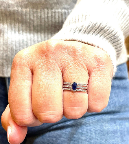 Bague 54 Bague Or blanc Saphir poire Diamants 58 Facettes