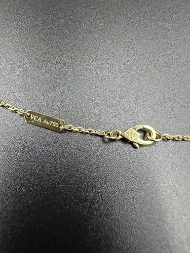 Pendentif VAN CLEEF & ARPELS. Collection Alhambra vintage, pendentif or jaune et nacre 58 Facettes