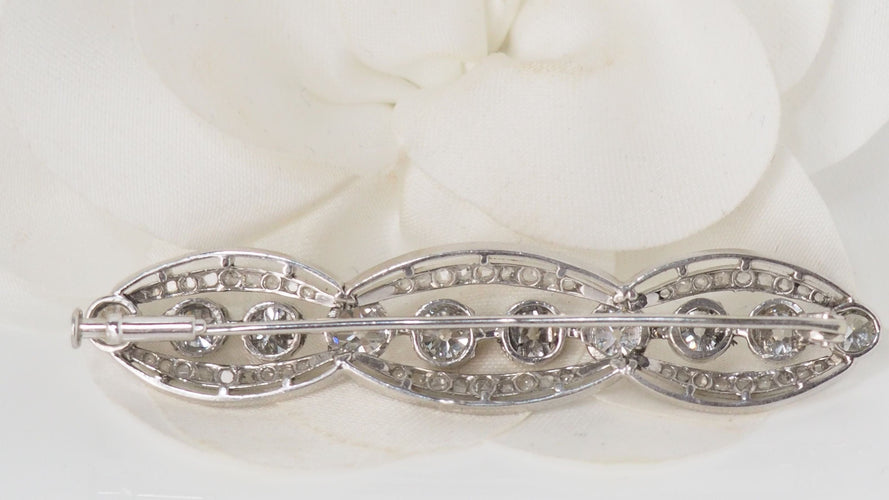 Broche Broche ancienne en Or blanc, platine & diamants 58 Facettes 27545