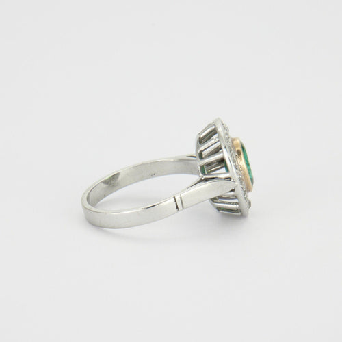 Bague BAGUE EMERAUDE OVALE ENTOURAGE DIAMANTS 58 Facettes
