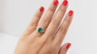 Bague 53.5 Bague émeraude de Colombie, or blanc et diamants triangle 58 Facettes F 4926