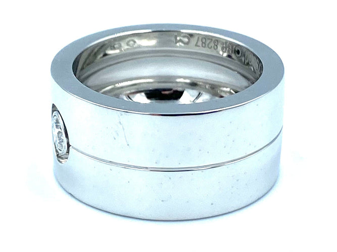 Bague CARTIER. Collection Love, bague or blanc et diamant 58 Facettes
