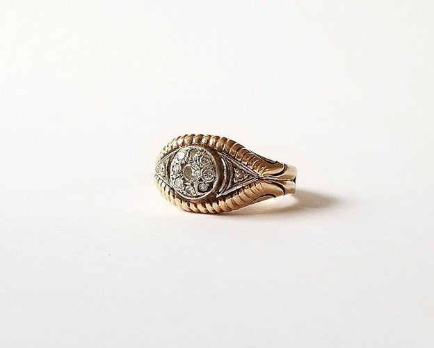 Bague 54 Bague Or Jaune et diamants 58 Facettes