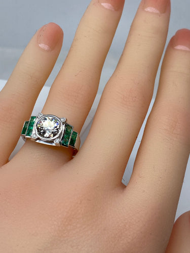Bague 52 Bague Art Déco Platine, Diamant 1,55cts et Emeraudes 58 Facettes