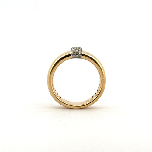 Bague 53 Alliance or jaune 18 carats motif en diamants 58 Facettes