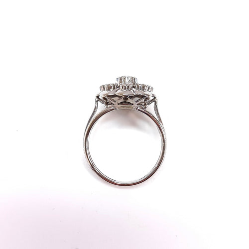 Bague 53 Bague Marguerite diamant, or et platine 58 Facettes Bag.Entg.Dt.916