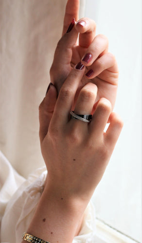 Bague 52 bague Guy Laroche entrecroisée 58 Facettes 210