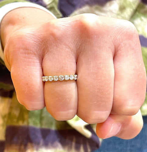 Bague 53 Alliance or jaune et diamants 58 Facettes