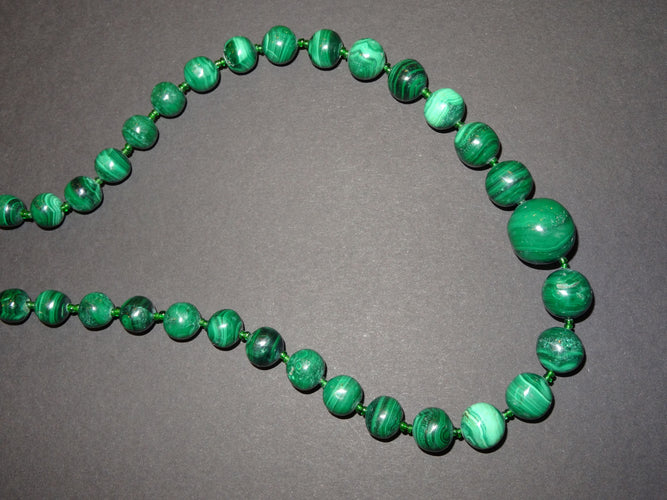 Collier Collier en malachite en chute 58 Facettes