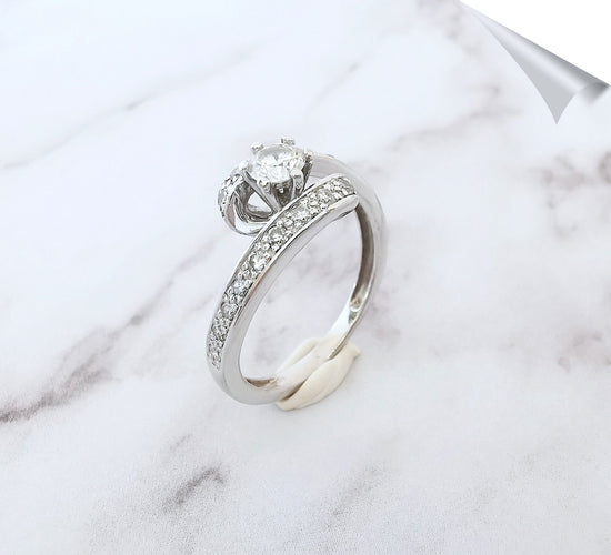 Bague 55 Bague en or blanc, diamants 58 Facettes AA 1556