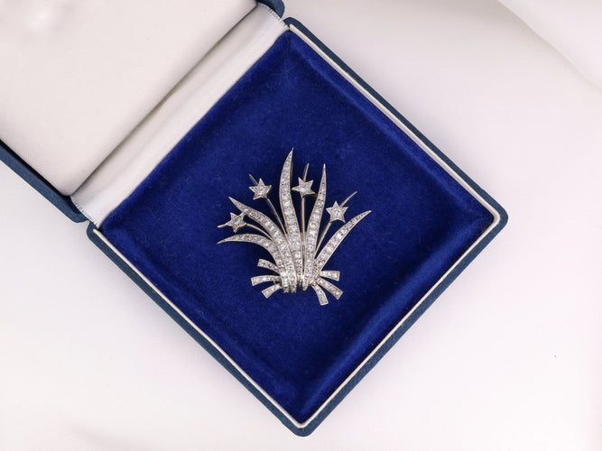 Broche Broche ancienne en or et diamants figurant un motif céleste 58 Facettes