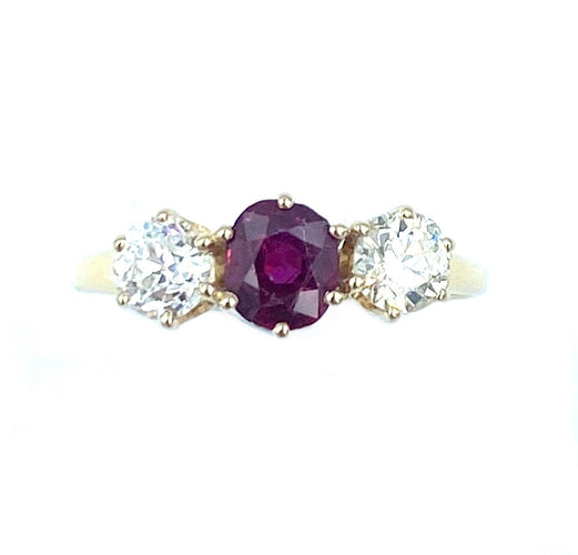 Bague Bague Trilogie or jaune, rubis et diamants 58 Facettes
