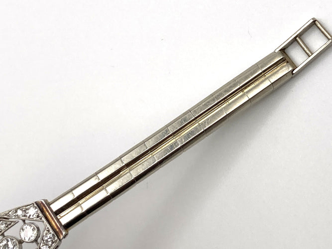Montre Montre Art Déco diamants 2.44 cts 58 Facettes 07/07 - 16