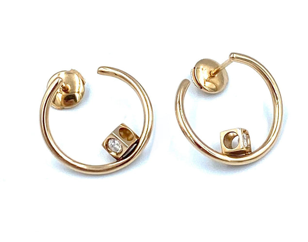 Boucles d'oreilles DINH VAN. Collection Cube Diamants, créoles en or rose 18K et diamants 58 Facettes