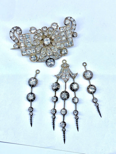 Broche Broche à pampilles détachables argent et pierres blanches 58 Facettes AB280